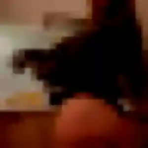 Charmante Naïma, 35 ans à Wasselonne - voir sa photo